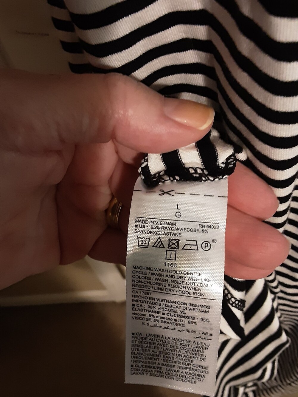 Old Navy Black & White Striped Short Sleeve Tee Dress - Picture 6 of 7